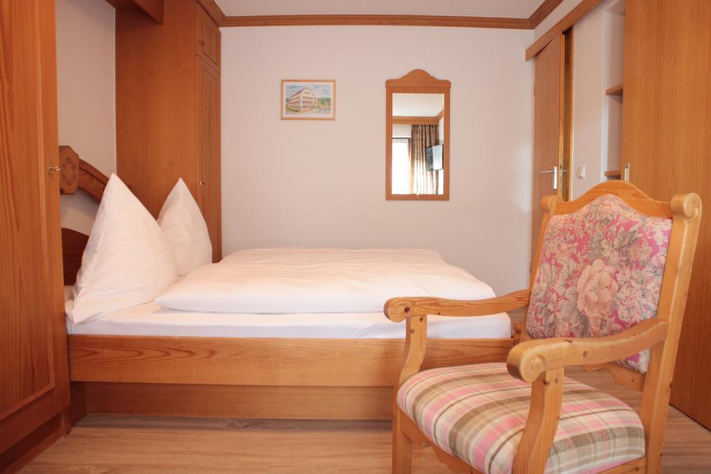 Hotel Adler Post Lenzkirch Esterno foto