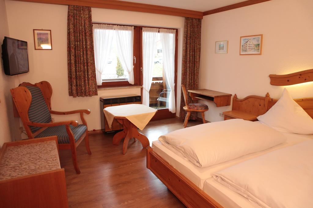 Hotel Adler Post Lenzkirch Esterno foto
